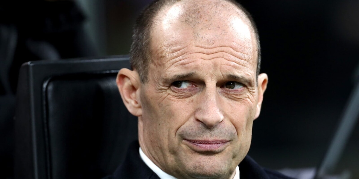Milan infuriato con gli arbitri, Scudetto ormai andato: Allegri costretto a cambiare ‘mestiere’
