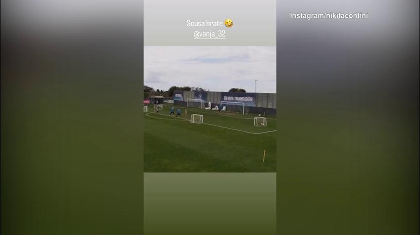 Napoli, Contini fa un gol spettacolare