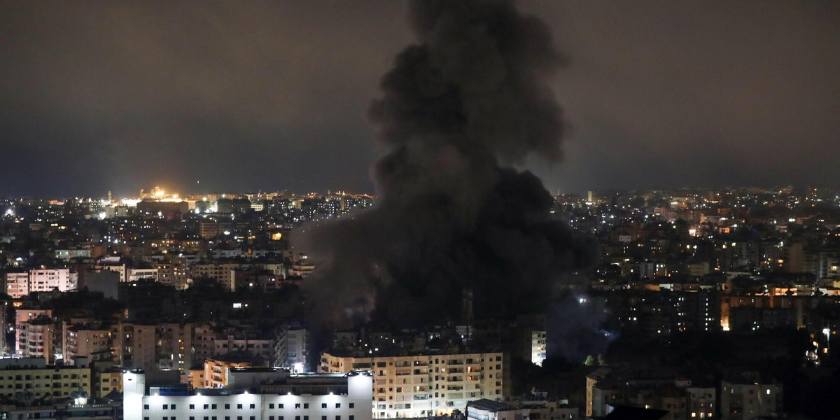 Aerei israeliani bombardano tre quartieri di Beirut