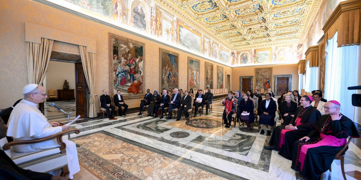 Il Papa, 'la salute non può essere un lusso per pochi'