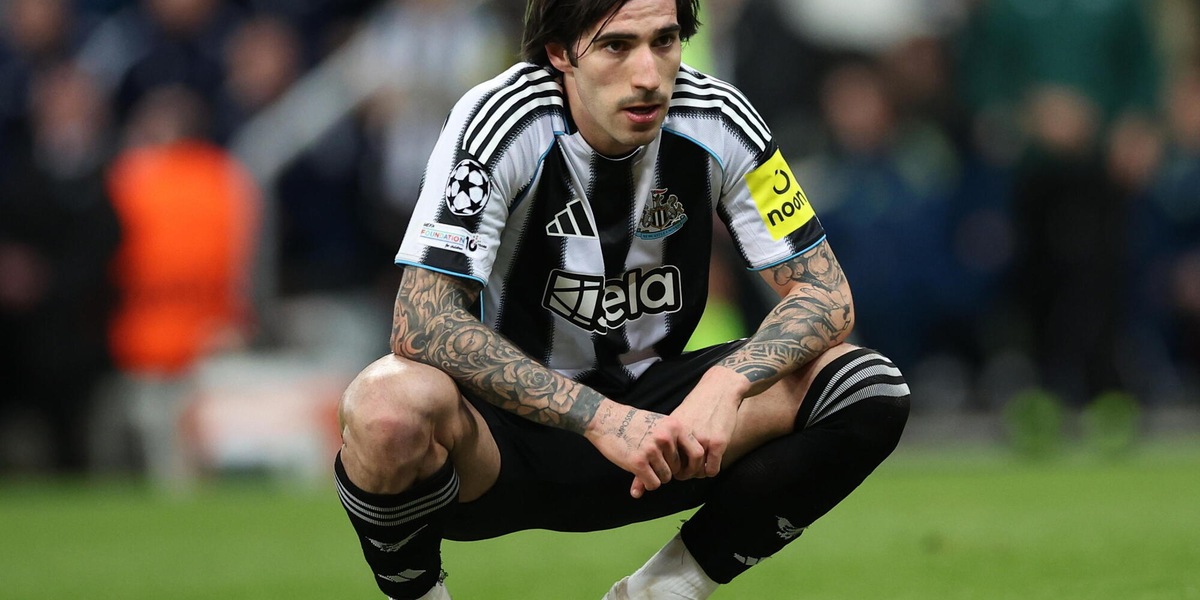 Champions: Tonali esce durante Barcellona-Newcastle, Gattuso in ansia