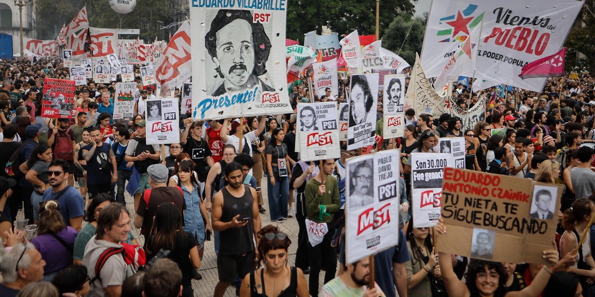 50 anni dal golpe, l'Argentina scende in piazza per la memoria