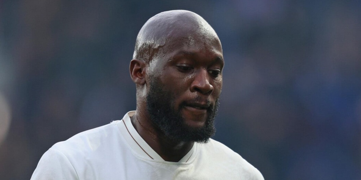 Lukaku, niente Belgio: l'attaccante lascia il ritiro e torna a Napoli, il motivo