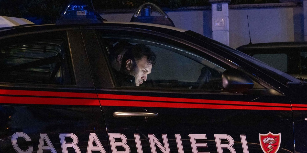 Giovane ucciso con coltellata al collo a Ravenna