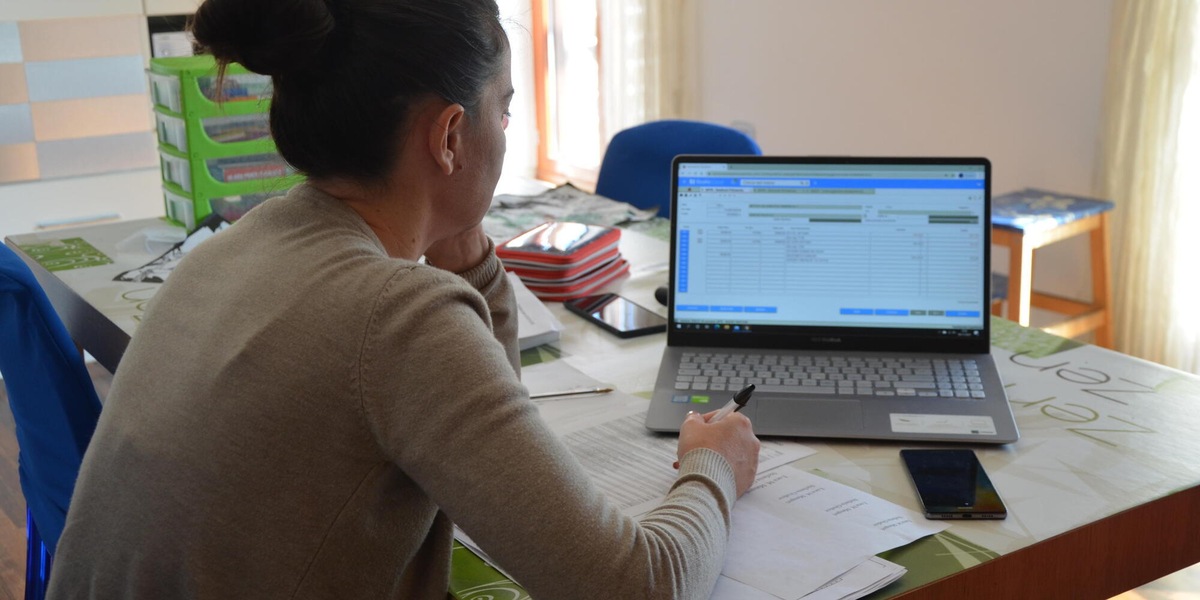 Bozza Ue, contro la crisi telelavoro obbligatorio e sconti su mezzi pubblici