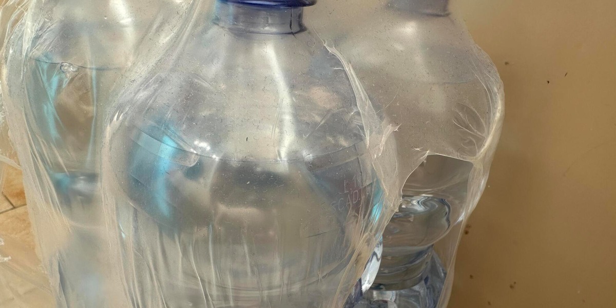 A rischio l'acqua minerale, rincari fino a 6 cent a bottiglia