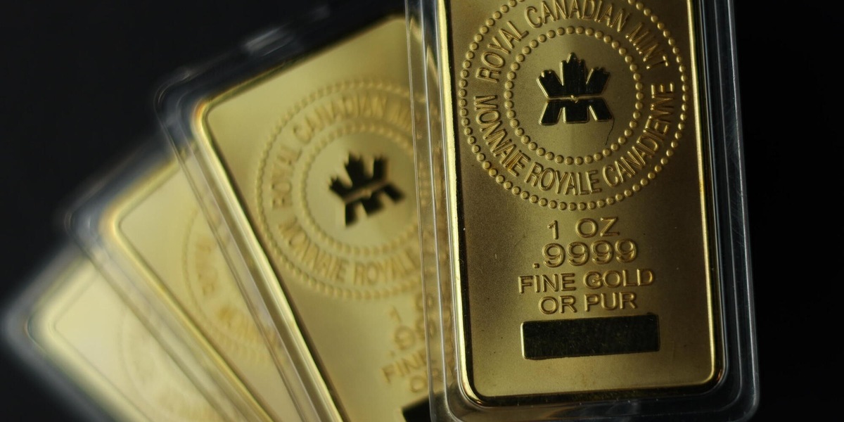 Oro, in lieve calo, prezzo spot a 4.691,2 dollari l'oncia