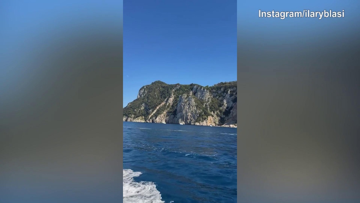 Sabato a Capri per Ilary Blasi