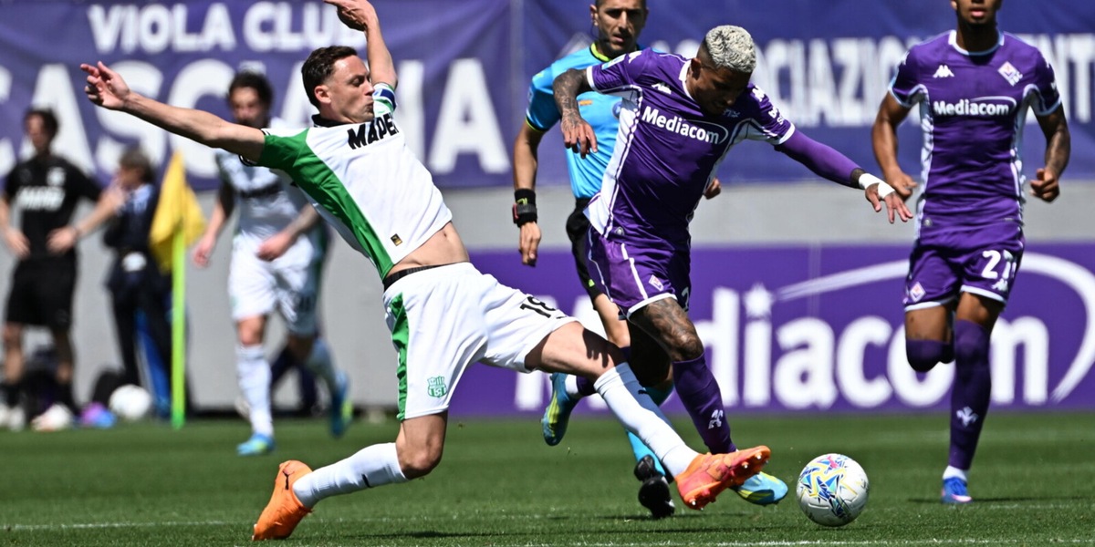Fiorentina sprecona, Turati muro: solo un punto col Sassuolo, ma salvezza vicina