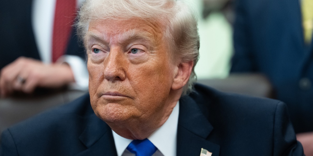 Axios, Trump informato per 45 minuti su nuovi piani d'attacco all'Iran