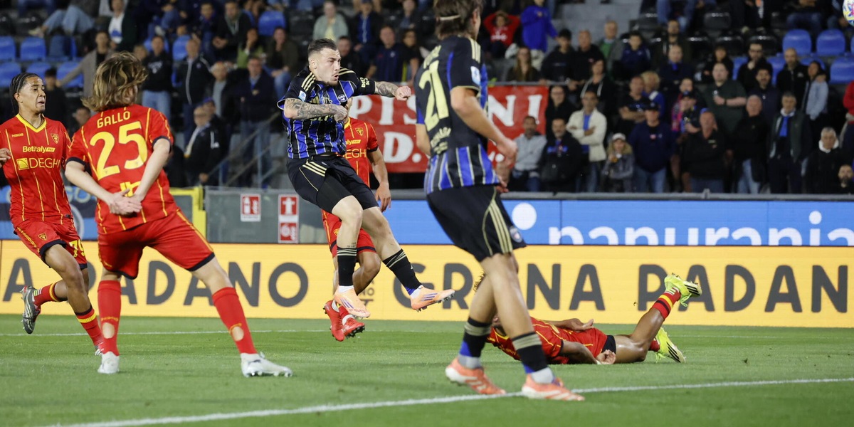 Calcio: Pisa-Lecce 1-2, i toscani e anche il Verona retrocedono in Serie B