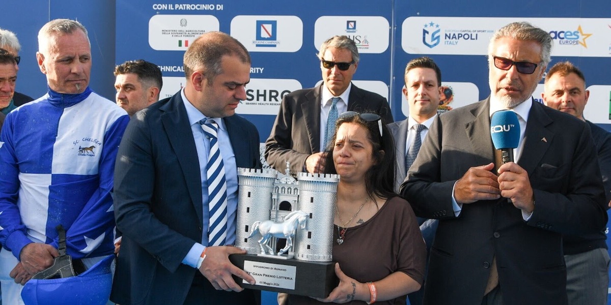 Napoli, lo spettacolo del 77° Gran Premio Lotteria