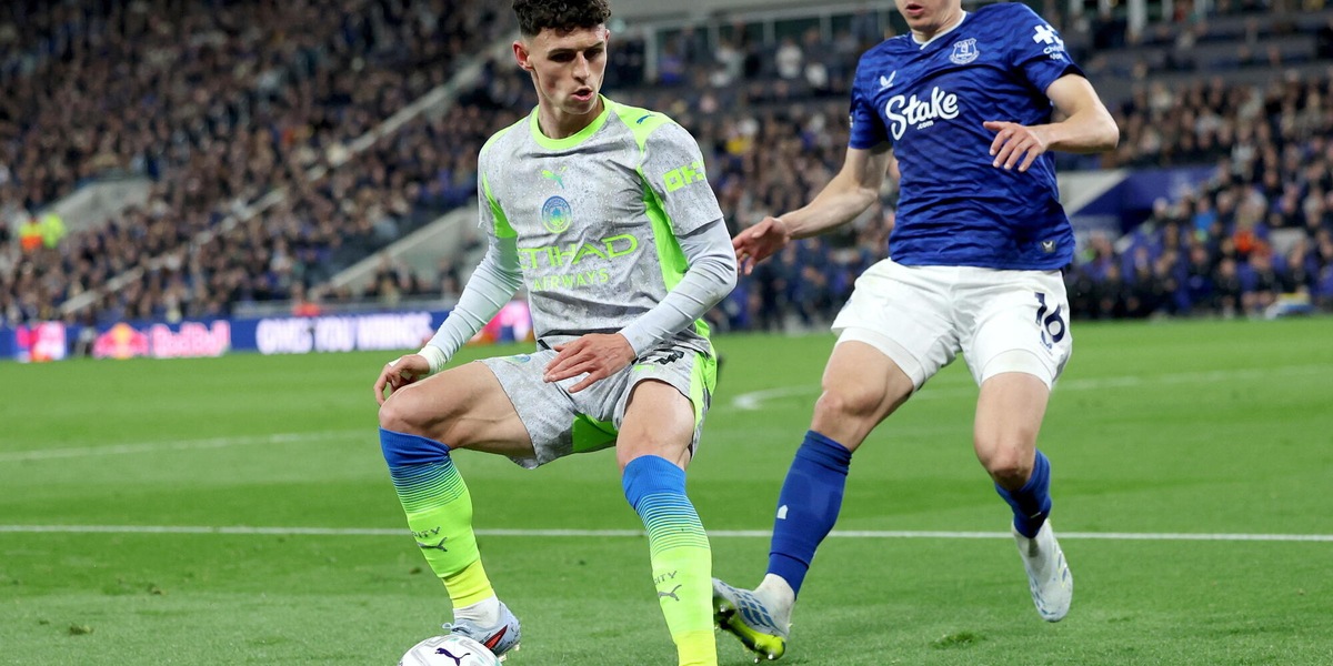 Premier: il City frena con l'Everton, Arsenal più vicino al titolo