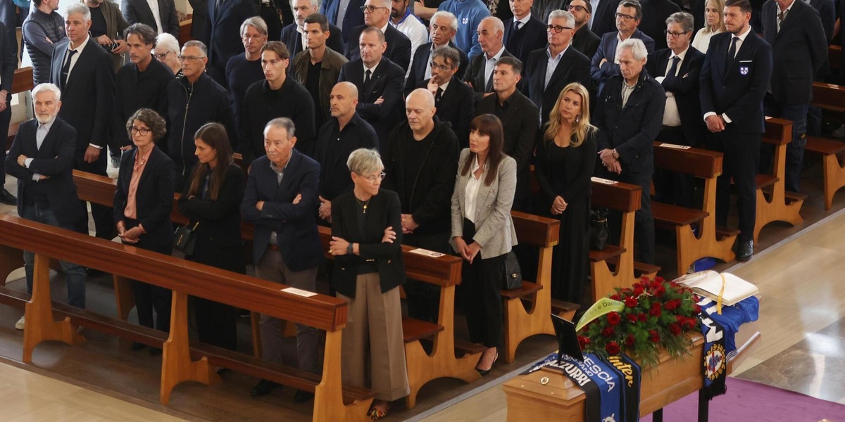 Beccalossi: chiesa gremita per ultimo addio al campione nerazzurro