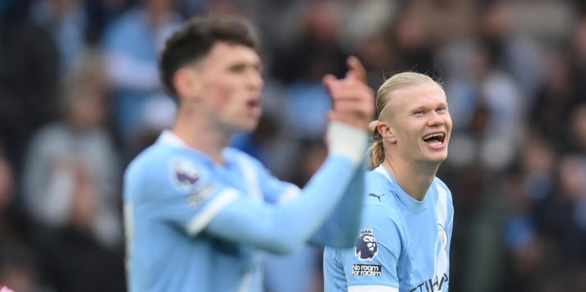 Tris del City, Guardiola torna a -2 dall'Arsenal. Pari tra Liverpool e Chelsea