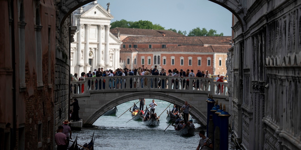 Boom di visitatori alla Biennale Arte, in 10mila nel primo giorno d'apertura