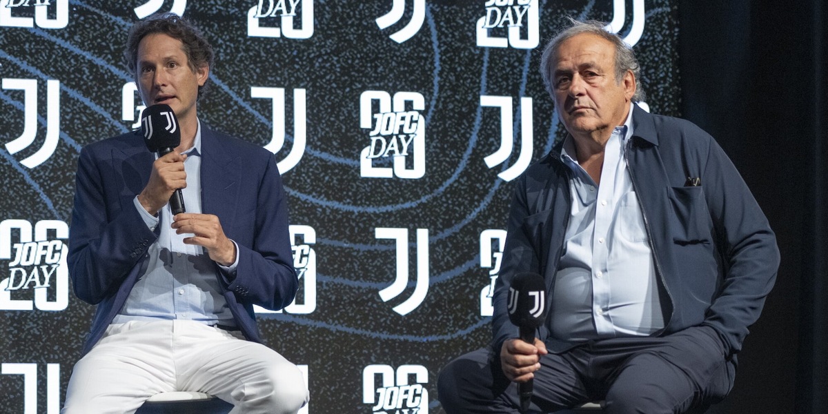 Il futuro Juve con Elkann, Platini e il ricordo di Agnelli: "È tutto d'oro?"