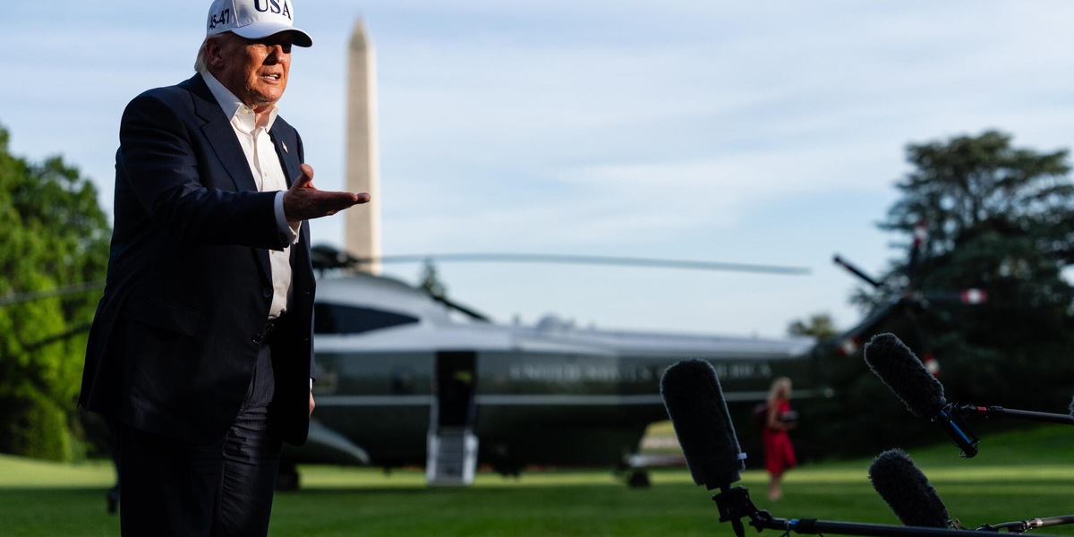 Trump, 'se l'Iran non fa un accordo passerà momenti molto brutti'