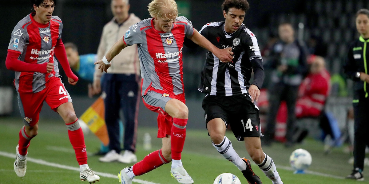 La Cremonese tiene accese le speranze salvezza vincendo a Udine