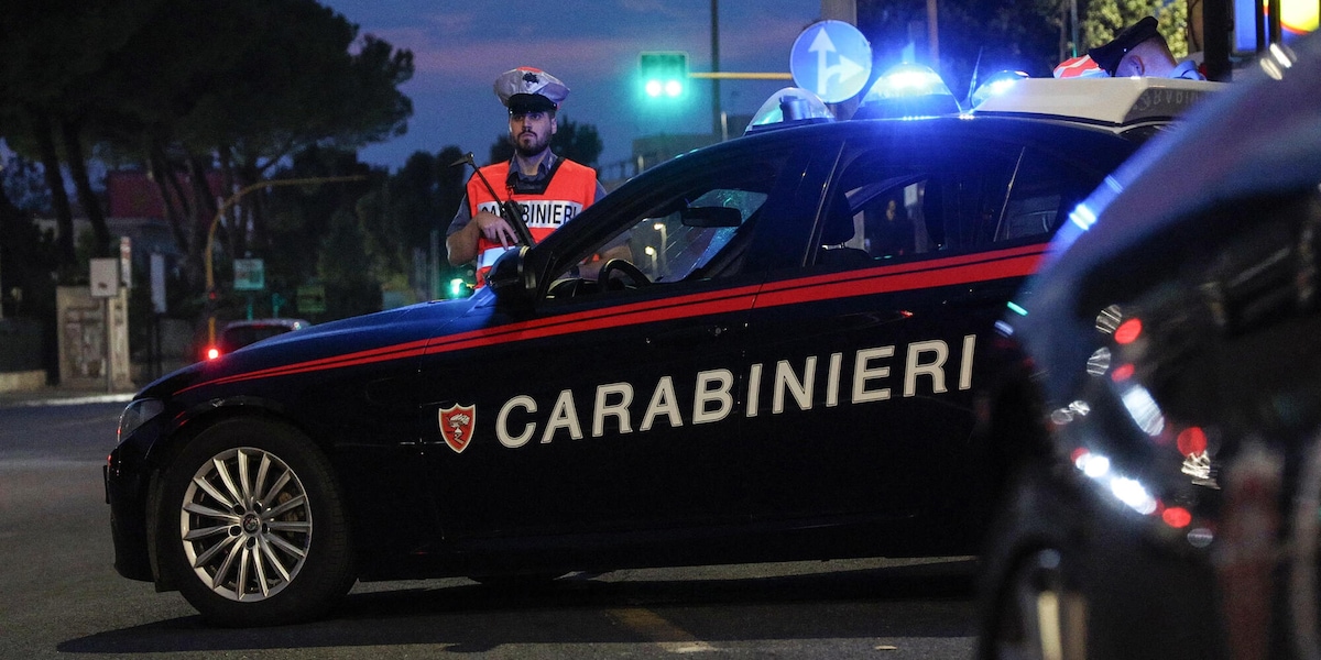 Scoperti in un cantiere del Napoletano i corpi senza vita di due donne