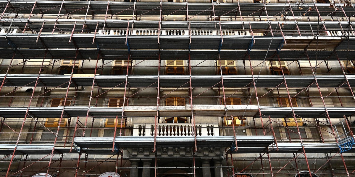 Giù le costruzioni a marzo, il livello più basso da agosto 2025
