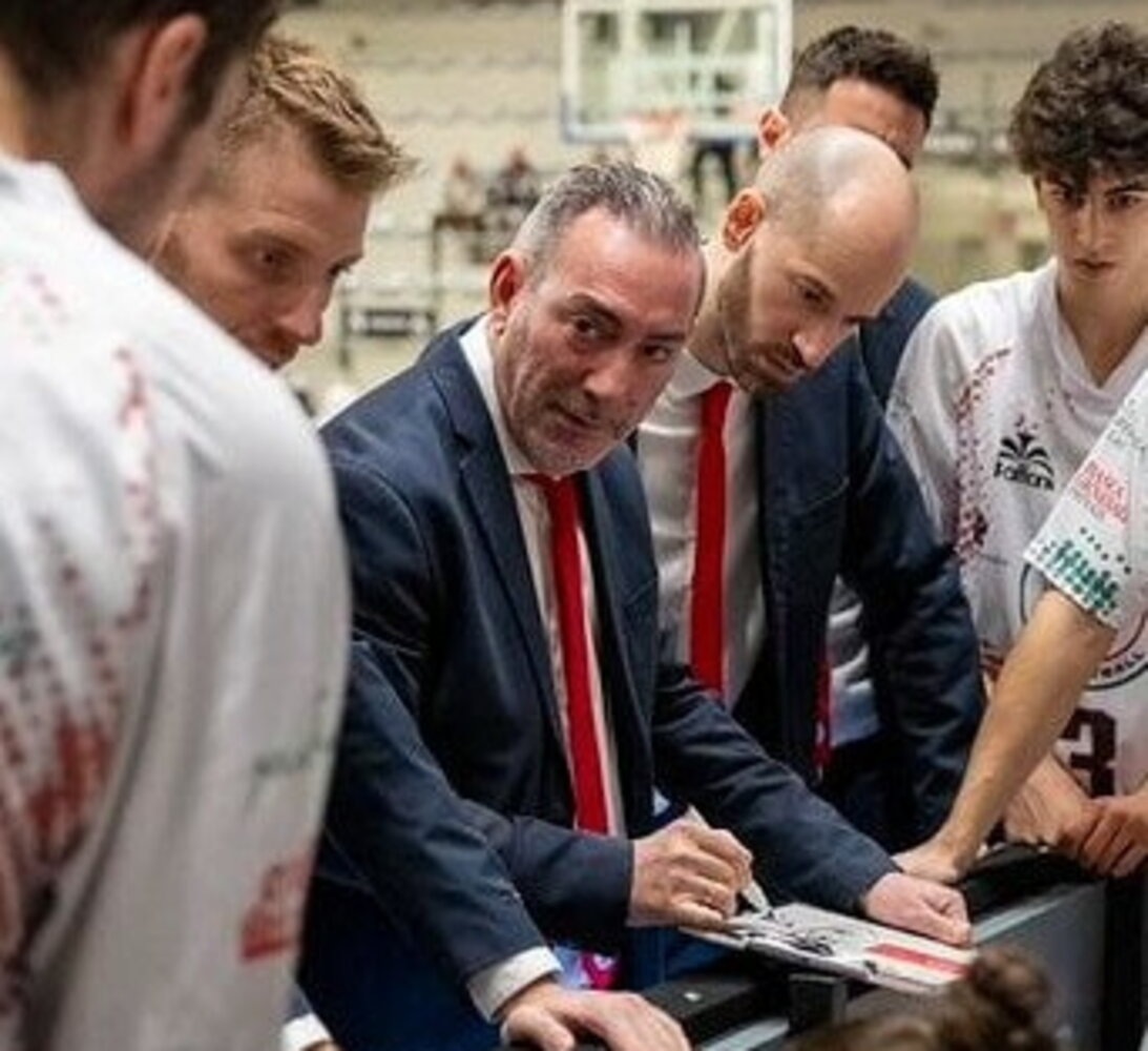 Fulgor Basket: fine collaborazione con il coach Riccardo Eliantonio