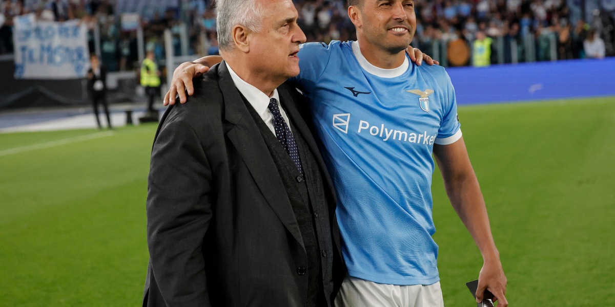 La Lazio saluta Pedro, omaggio in campo dopo match con Pisa