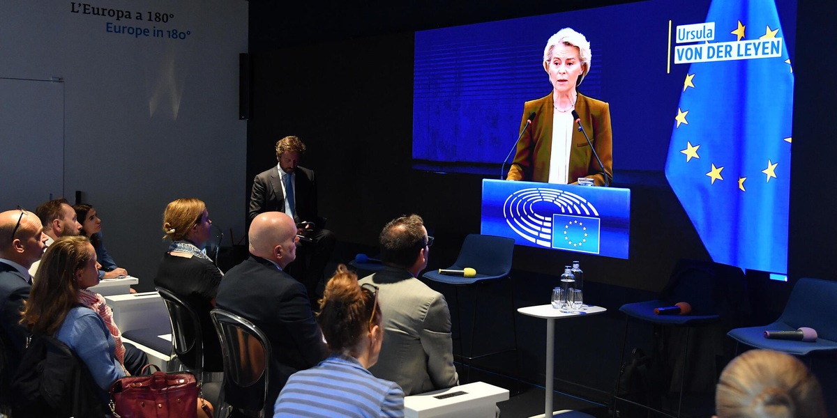 L'Ue pronta ad aprire a giugno i primi capitoli per l'adesione di Kiev