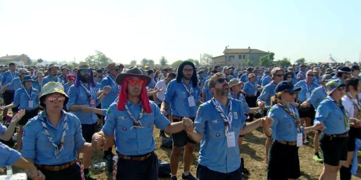 Svolta storica per gli scout italiani, l'Agesci apre a guide Lgbt