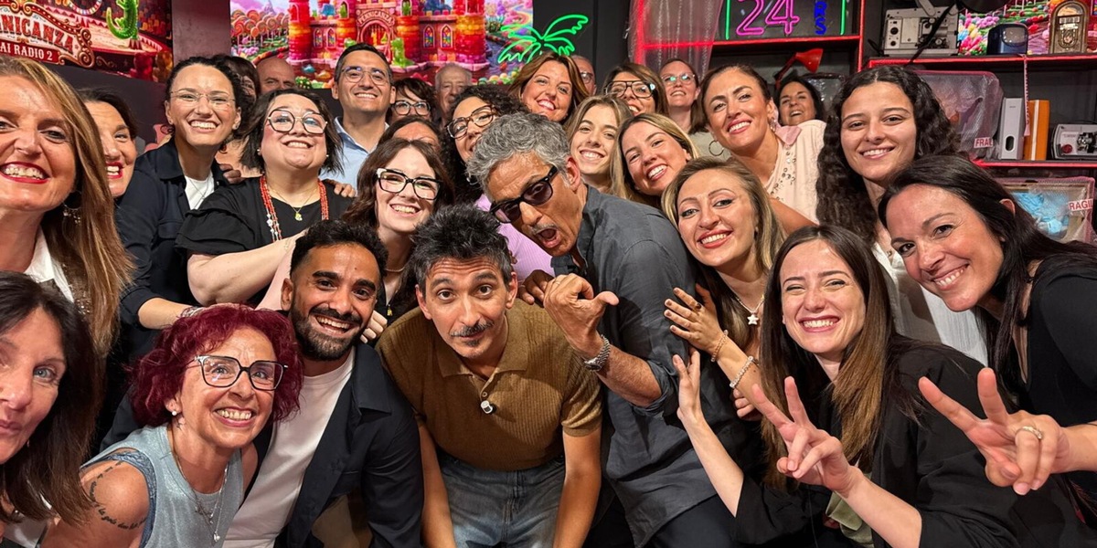 Fiorello imita Sinner: “Mi fanno giocare alle 12? A quell'ora i numeri uno vanno in piscina, mica a giocare con le pippe!”