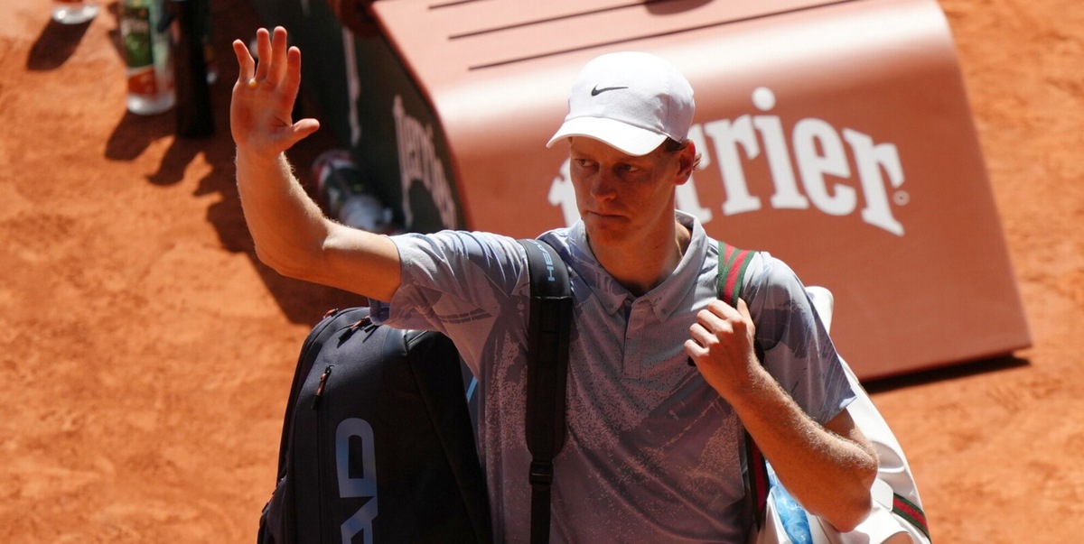 Il Gigante Sinner e gli zeloti del girarrosto Roland Garros