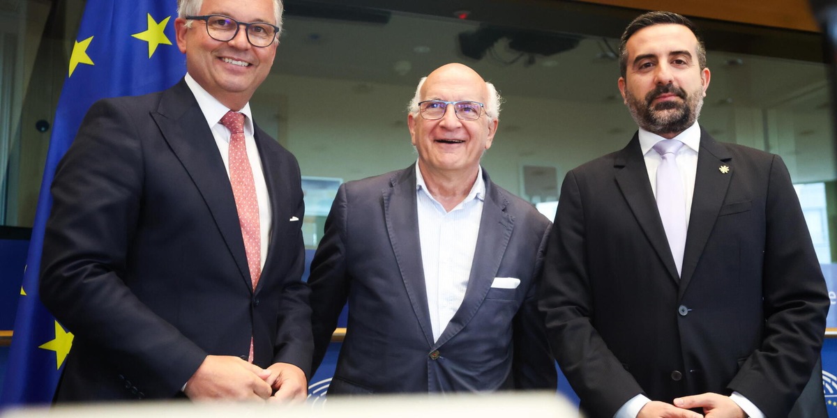 Accordo in Ue sul regolamento rimpatri, sì agli hub in Paesi terzi
