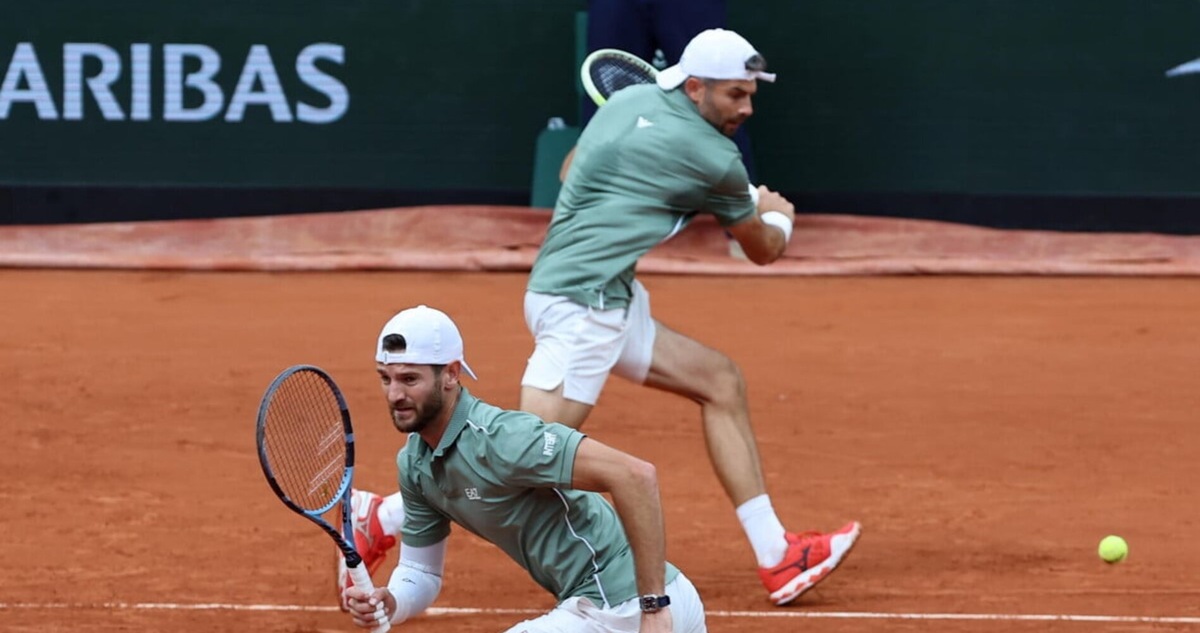 Bolelli e Vavassori volano al Roland Garros: battuti Nouza e Oberleitner! Chi trovano in semifinale