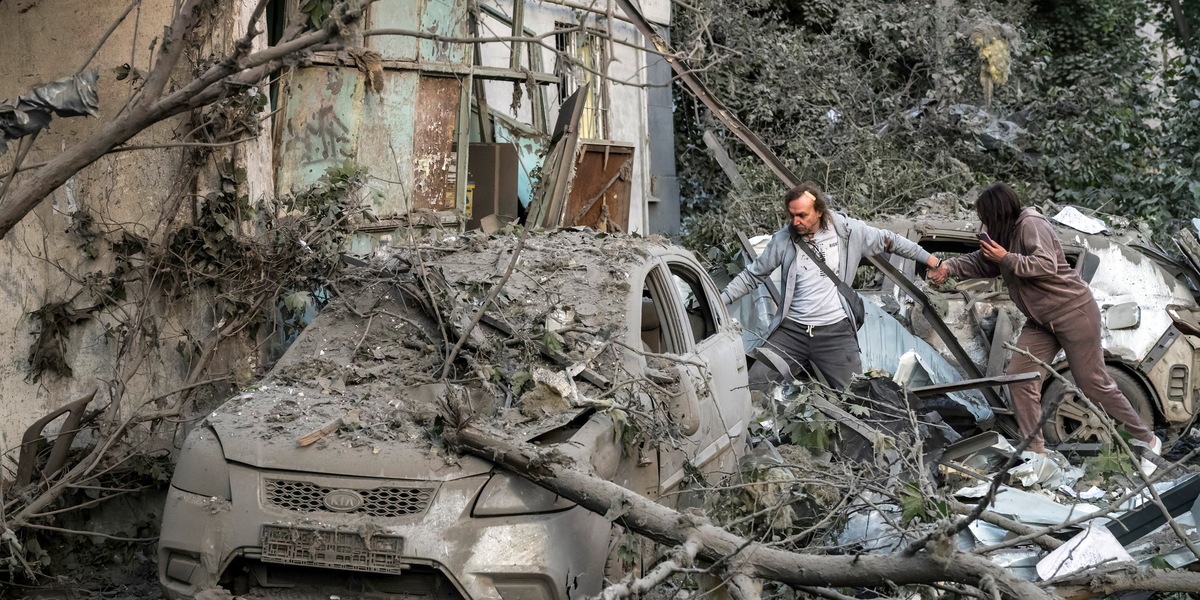 Drone ucraino contro autobus russo, sette morti e 11 feriti