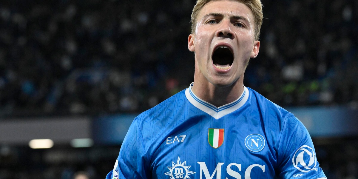 Napoli, riscattato Hojlund a titolo definitivo dal Manchester United