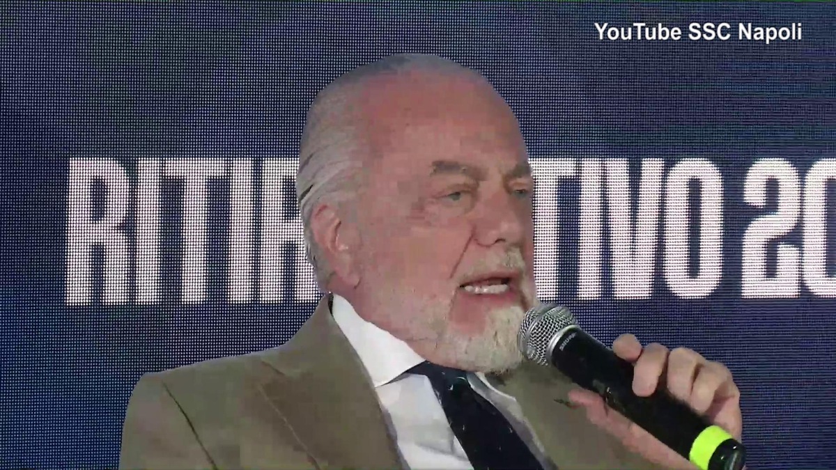 De Laurentiis: "Tour all'estero? Evitiamo anche se ci offrono..."