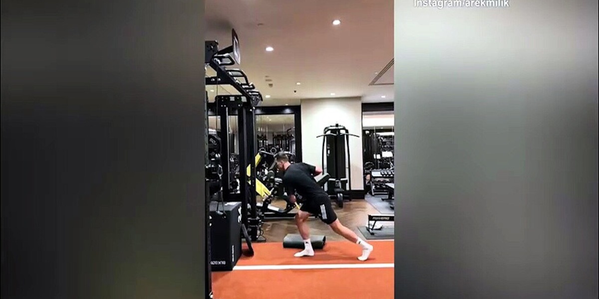Juve, Milik si allena in palestra