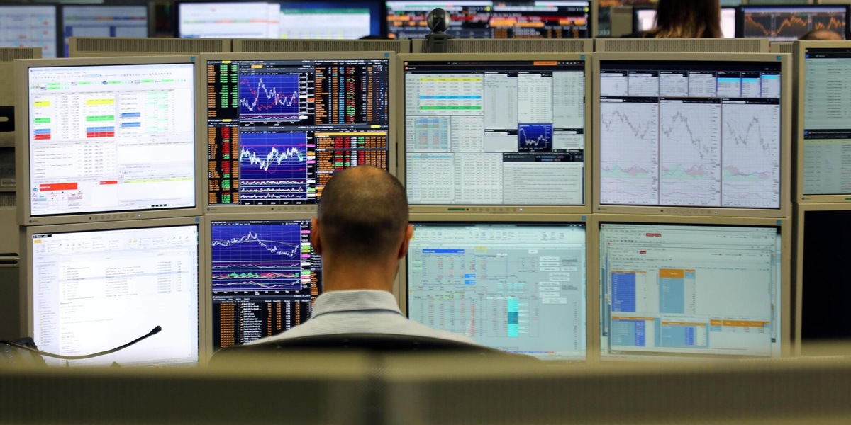 Lo spread tra Btp e Bund si allarga a 77 punti nel finale di seduta