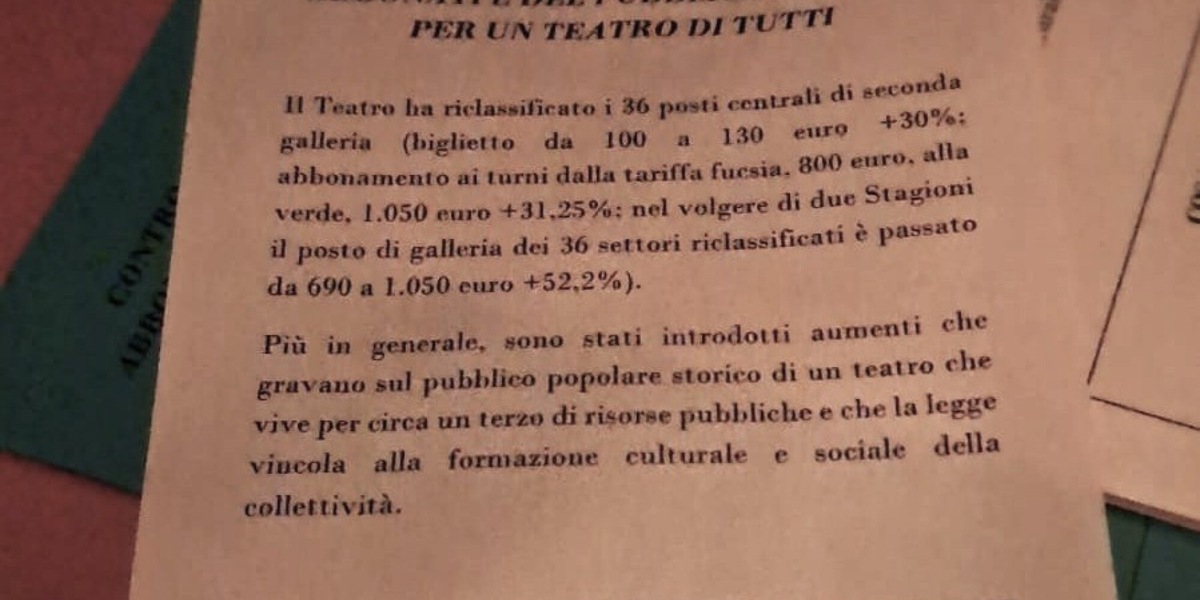 Scala, contestazione contro aumento biglietti con volantini dal loggione