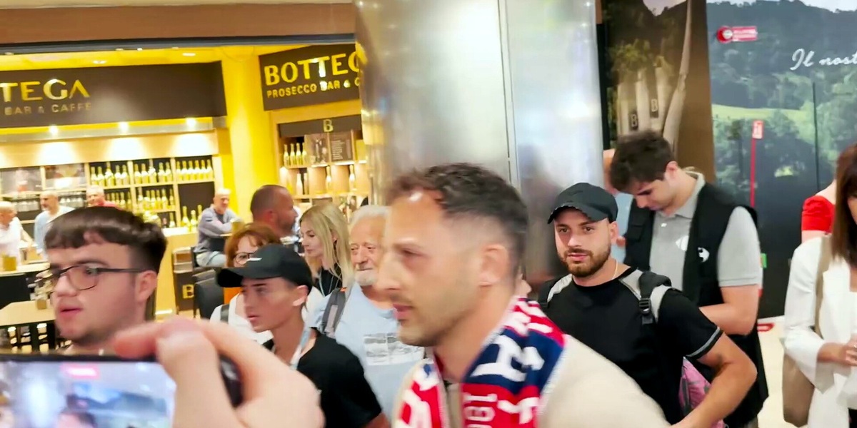 Bologna, ecco Tedesco: l'arrivo dell'allenatore in città