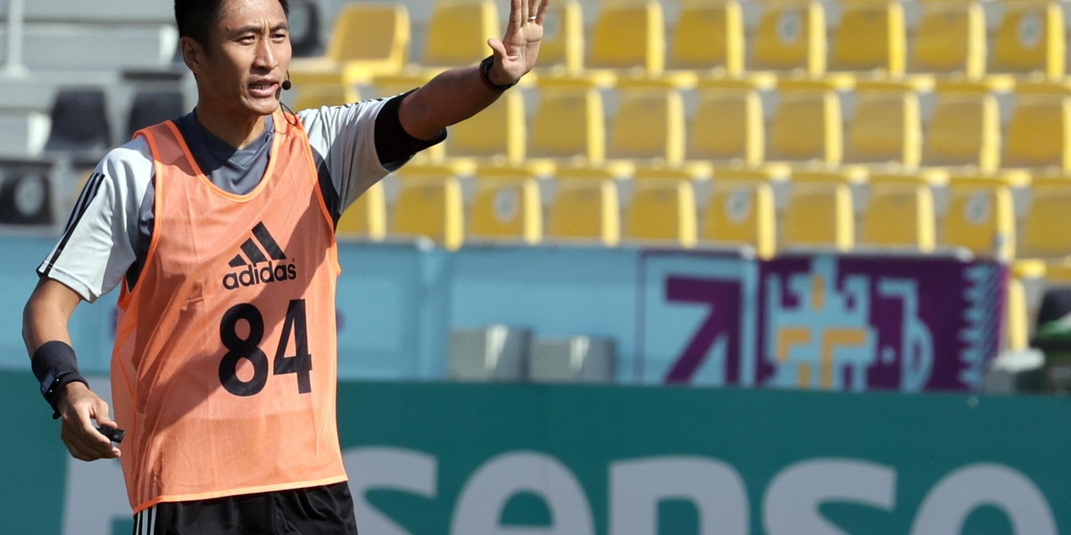 Mondiali: la Cina tifa per il suo arbitro, 'tutti con te tranne la nazionale...'