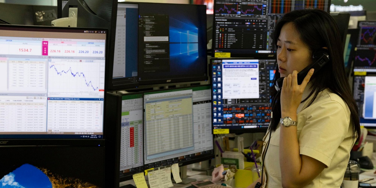 Borsa: l'Asia chiude in negativa, si raffredda l'entusiasmo per l'Ia