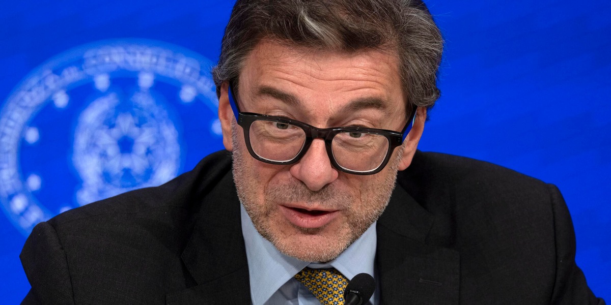 Giorgetti, Mps a chi dà di più. Siamo legati a criteri di debito pubblico