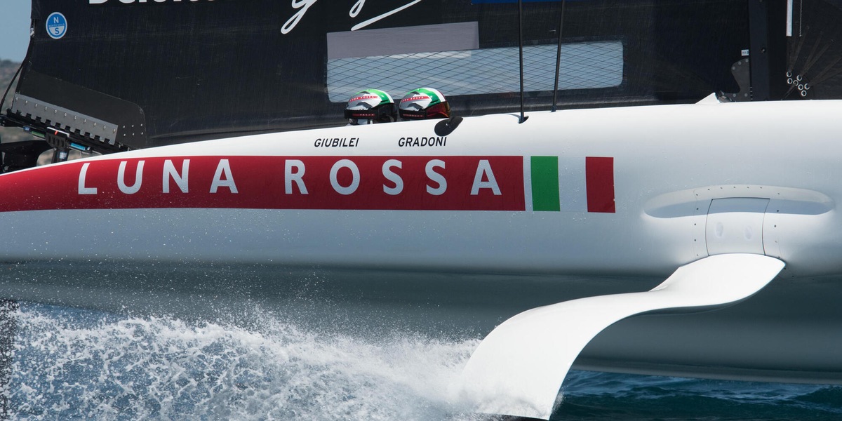 America's Cup: prima uscita in acqua a Cagliari per l'Ac 75 di Luna Rossa