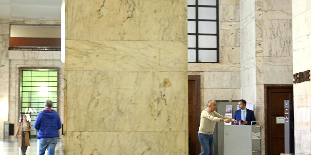 'Abusi su studentessa in Erasmus', un ragazzo va dal pm per difendersi