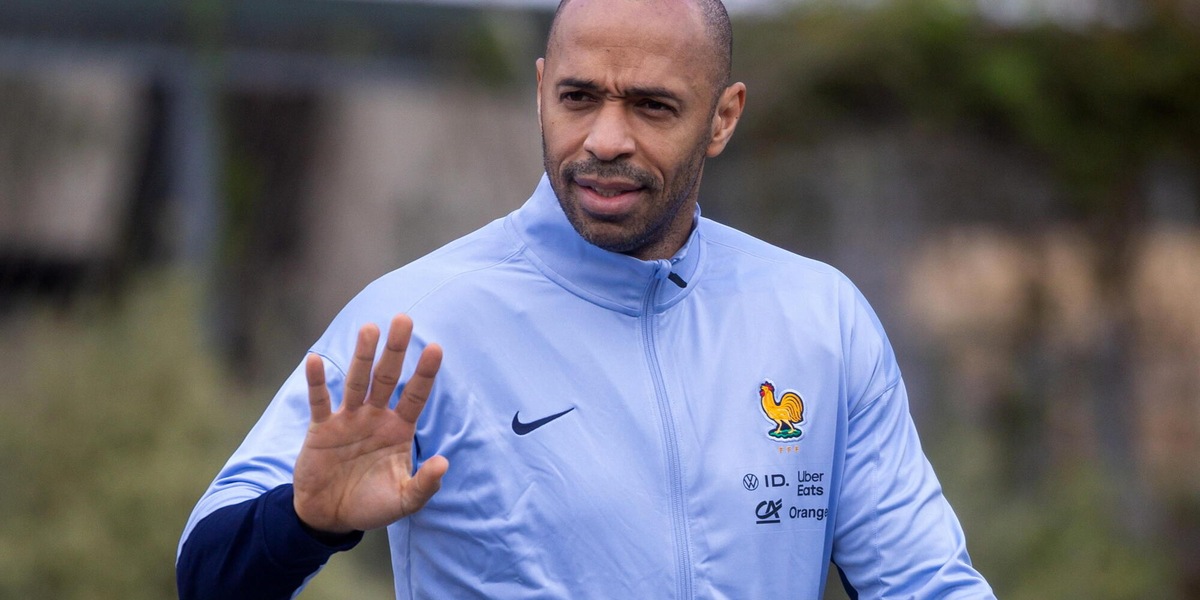 Mondiali: New York intitola temporaneamente due strade a Pelè e Thierry Henry