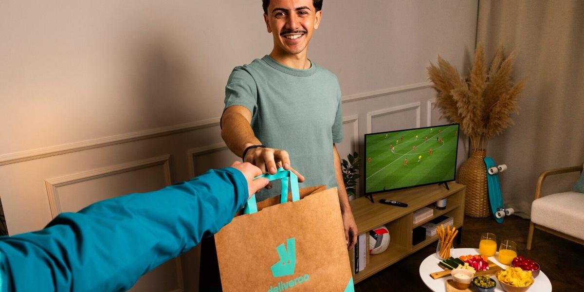 Deliveroo lancia il concorso "C'è più gusto a tifare"