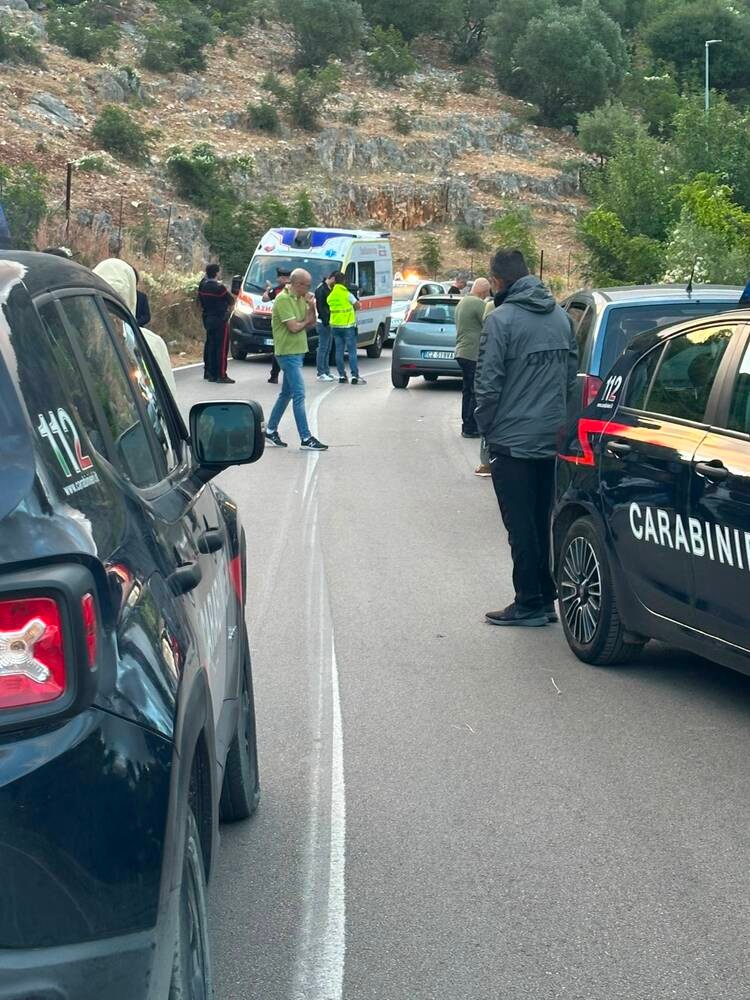 17enne investito e ucciso, rientrava a piedi da una festa
