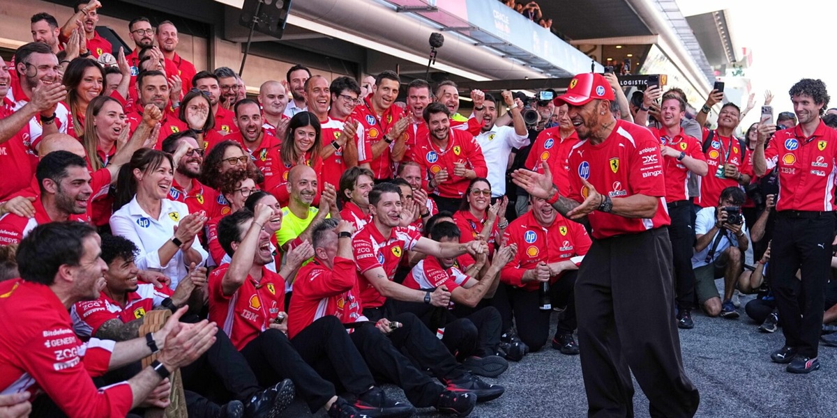 Hamilton macchina del tempo, Antonelli e Leclerc sfortunati. E Alonso...: pagelle F1