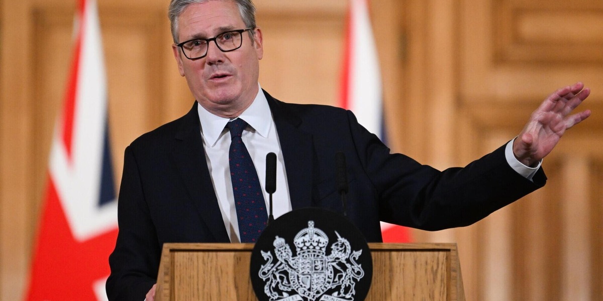 Starmer annuncia il divieto dei social per gli under 16 in Gb